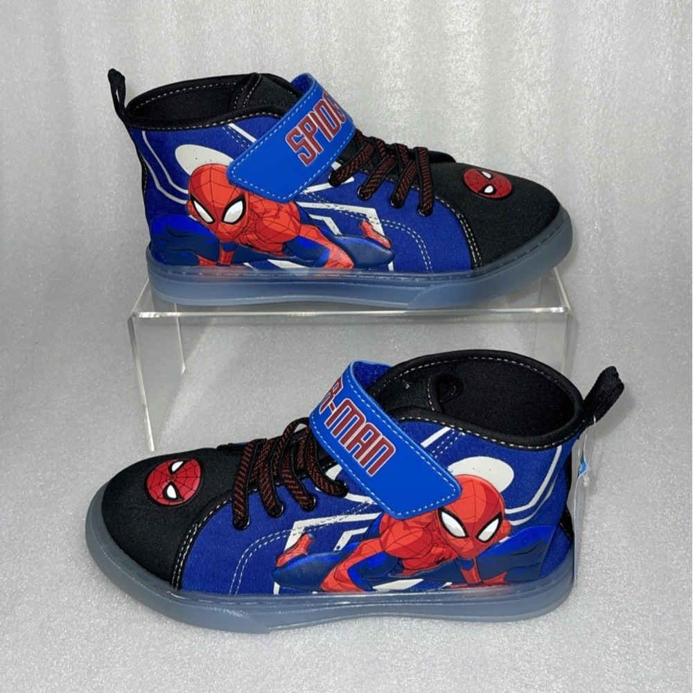 Marvel Spiderman Light Up High‎ Top Sneakers Stretch Laces Big Boys Size 4 NEW